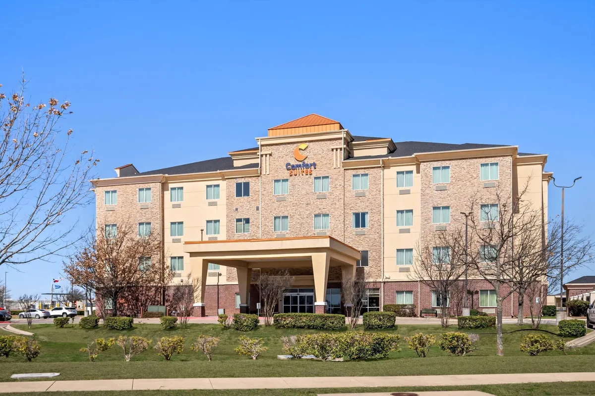 Image of Comfort Suites Waxahachie - Dallas