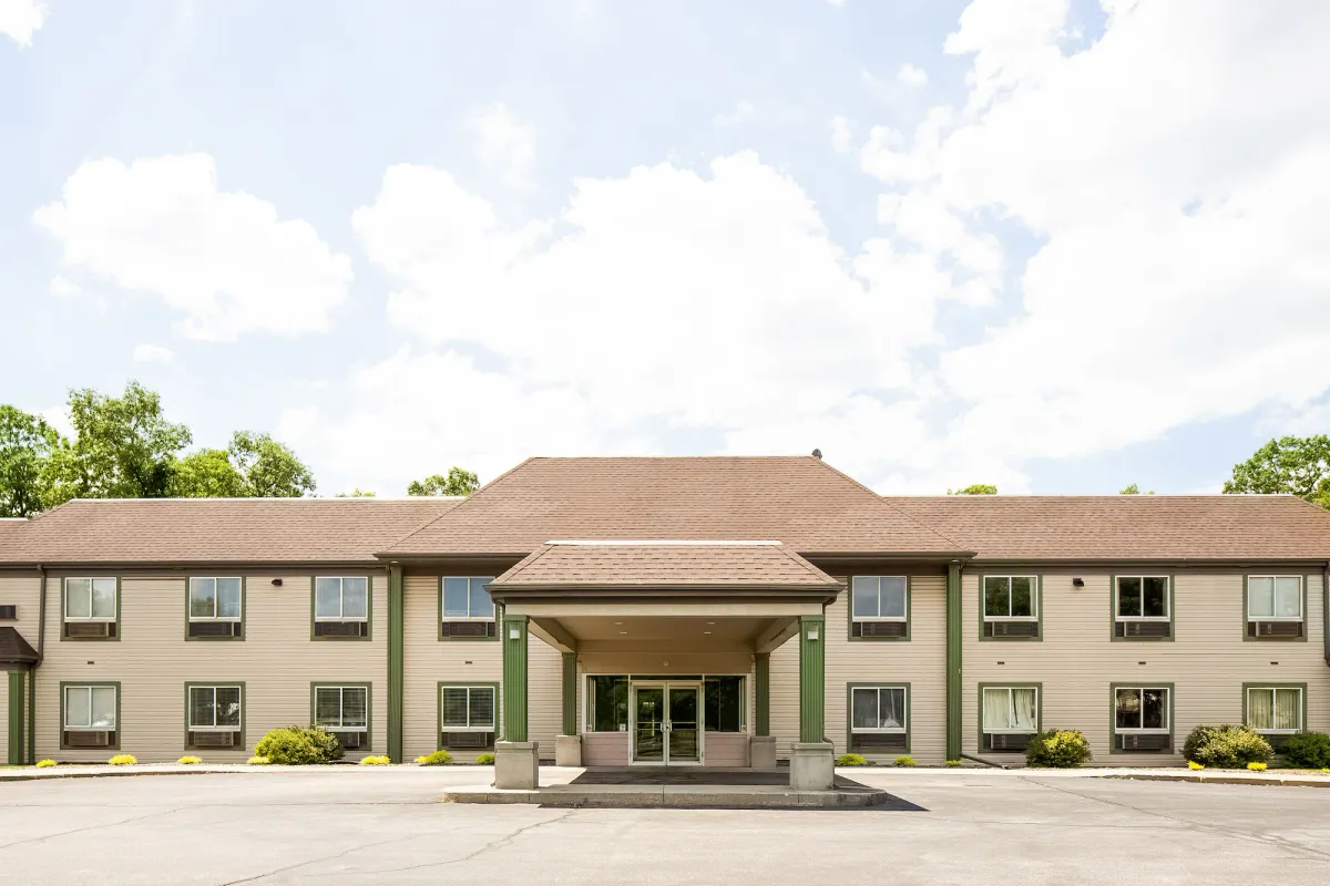 Image of Econo Lodge Whitehall near Michigan's Adventure