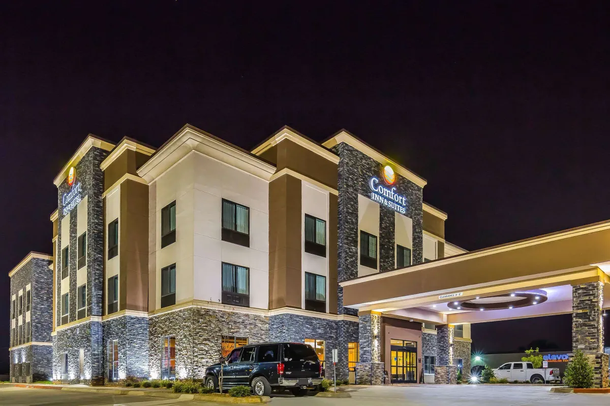 Image of Comfort Inn & Suites Moore - Oklahoma City