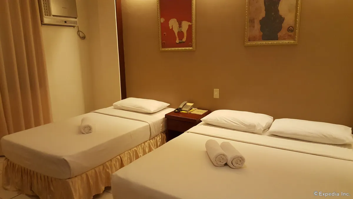 Image of Dumaguete Royal Suite Inn