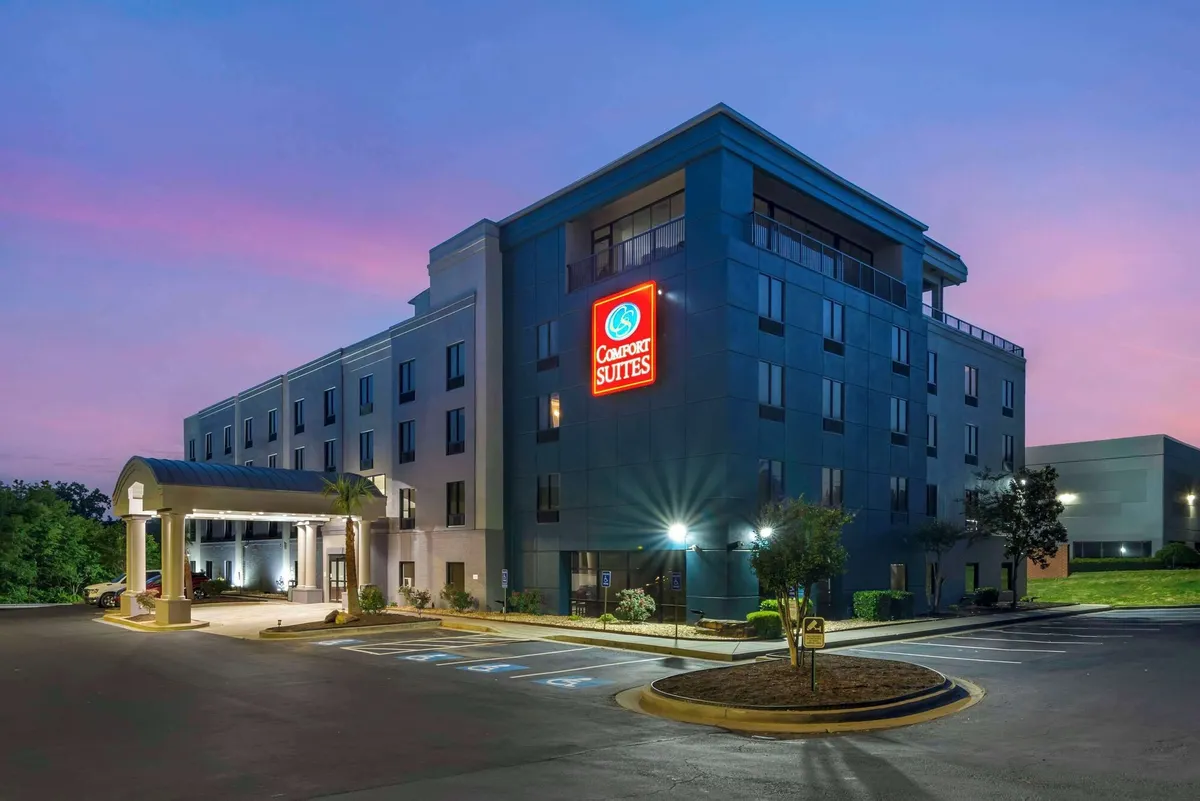 Image of Comfort Suites Atlanta Airport
