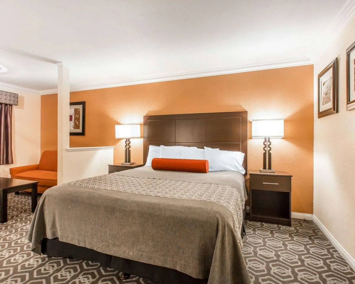 Image of Rodeway Inn & Suites Colton-Riverside