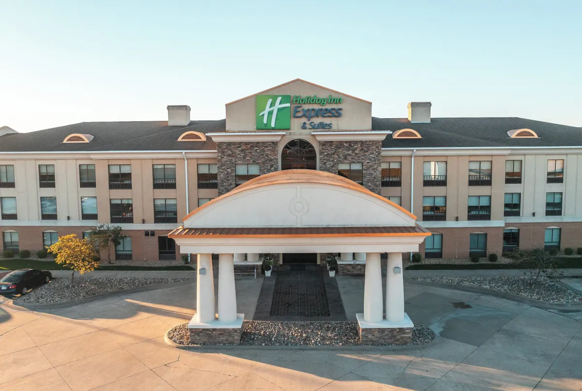 Image of Holiday Inn Express Hotel and Suites Saint Robert by IHG