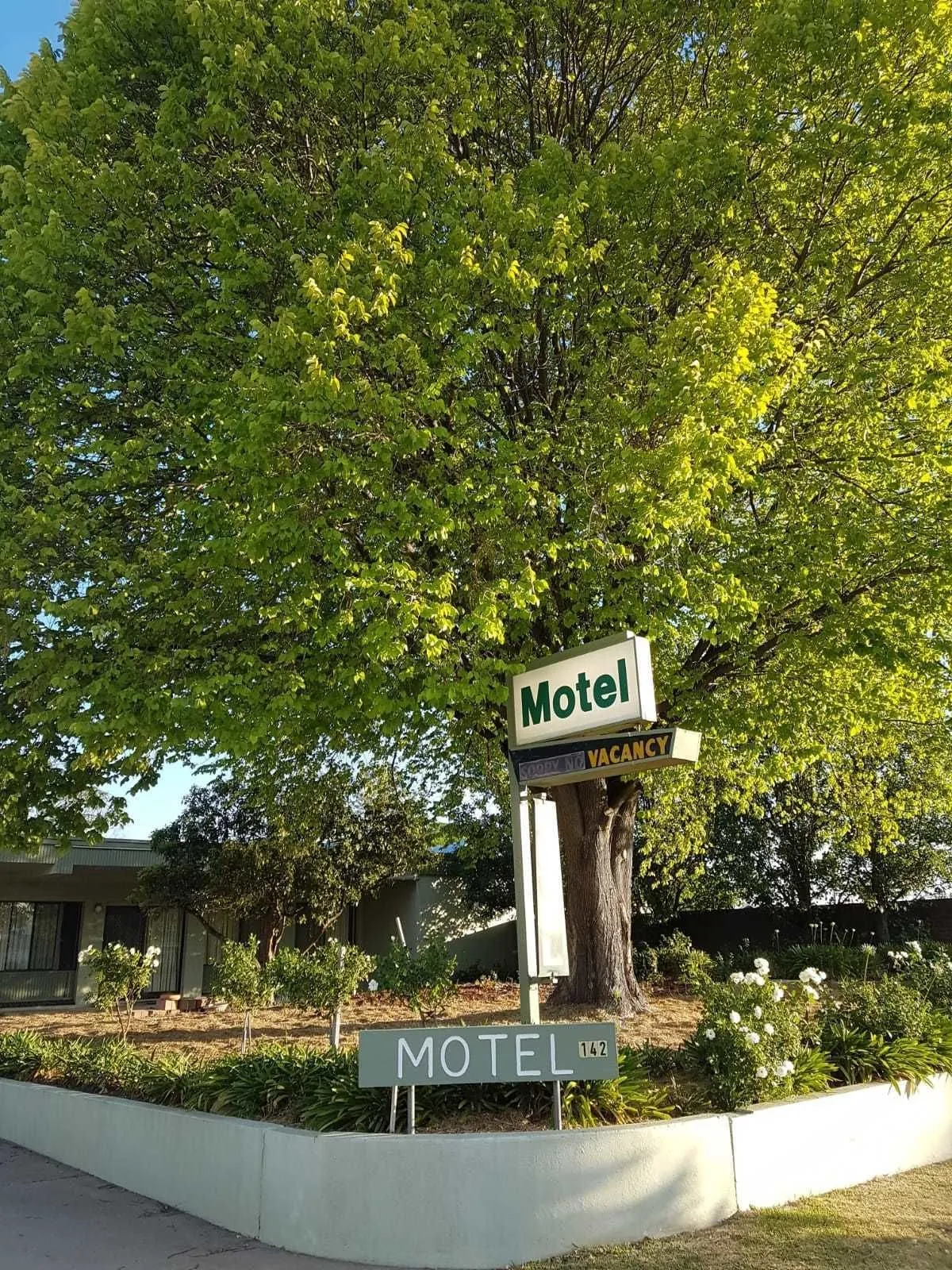 Image of Holbrook SKYE Motel