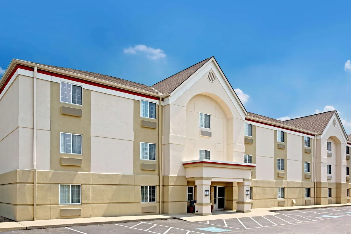Image of MainStay Suites Cincinnati Blue Ash