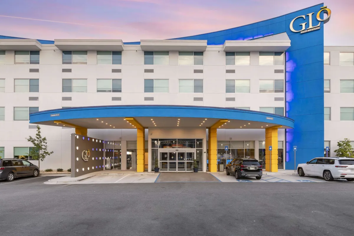 Image of GLō Best Western Savannah-Gateway I-95