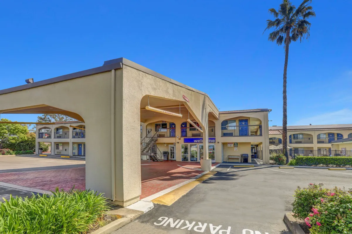 Image of Motel 6-Lodi, CA