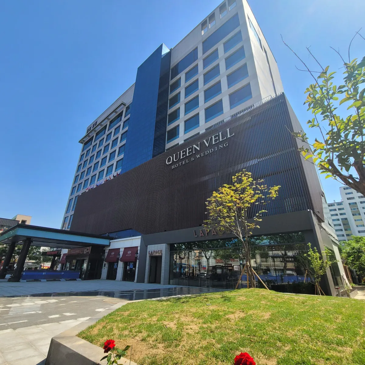 Image of Queen Vell Hotel & Wedding