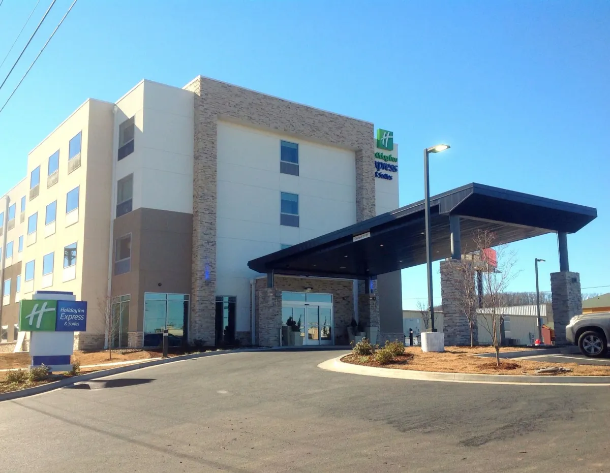 Image of Holiday Inn Express and Suites Tahlequah by IHG
