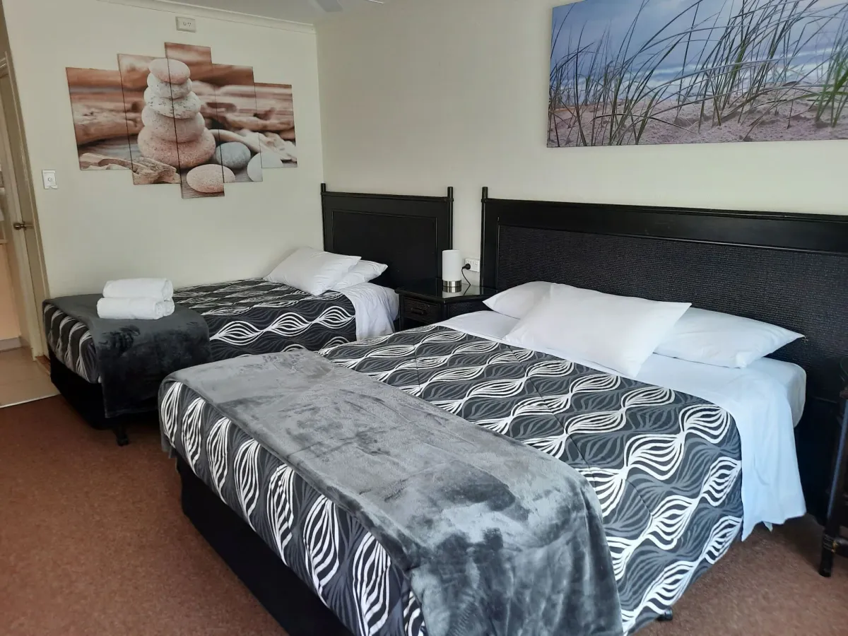Image of Flying Spur Motel