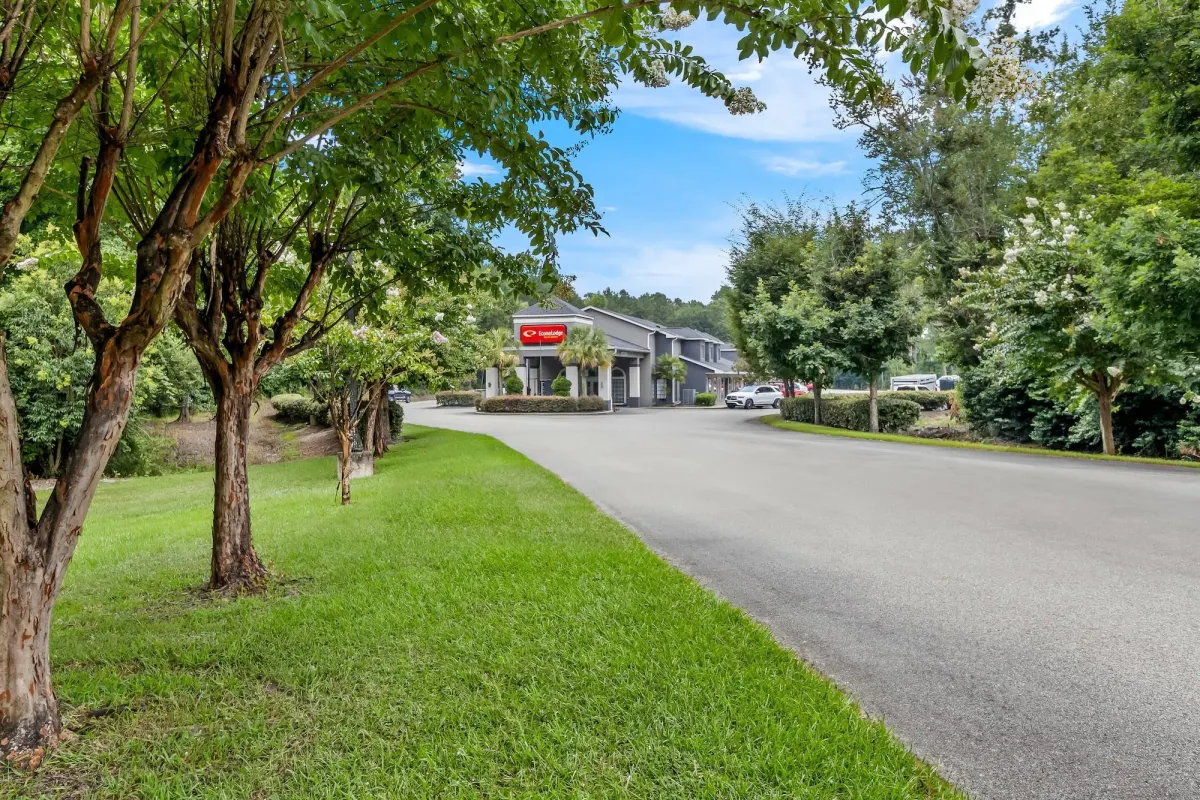 Image of Econo Lodge Inn & Suites Cayce I-26 Airport