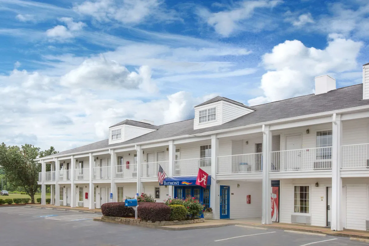 Image of Baymont by Wyndham Tuscaloosa