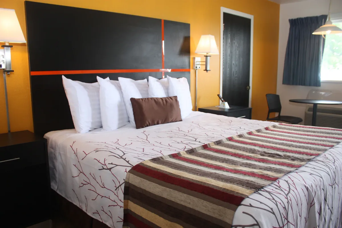 Image of Chaparral Motor Inn
