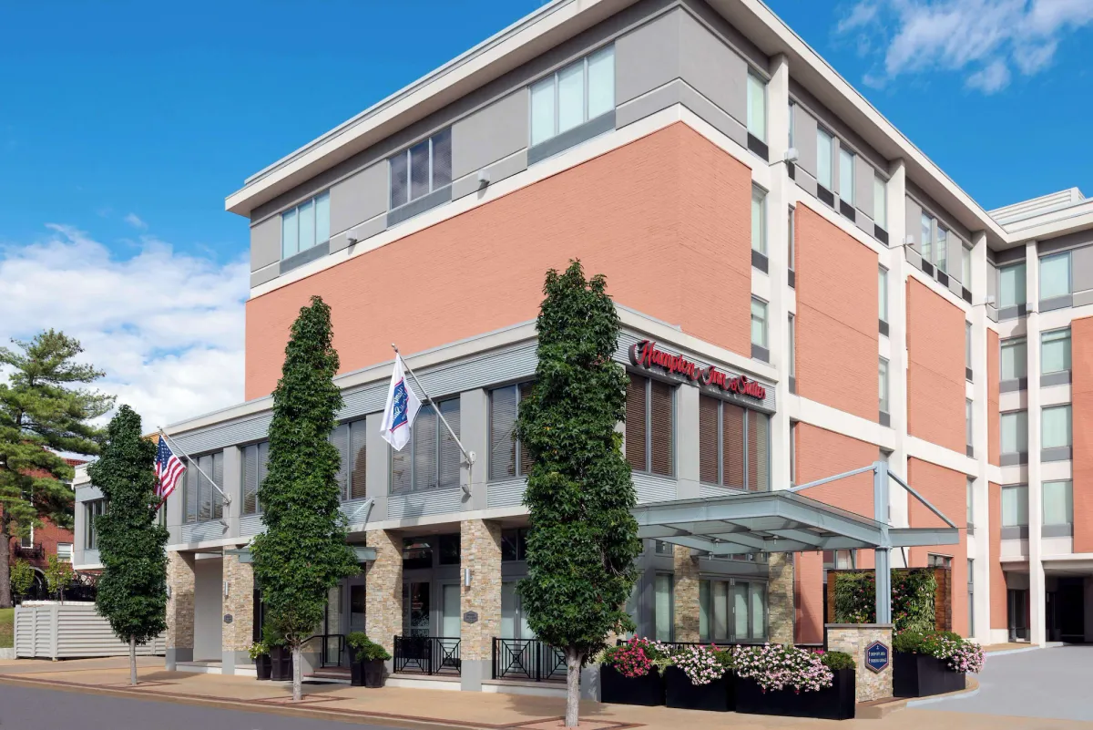 Image of Hampton Inn & Suites Clayton/St. Louis-Galleria Area