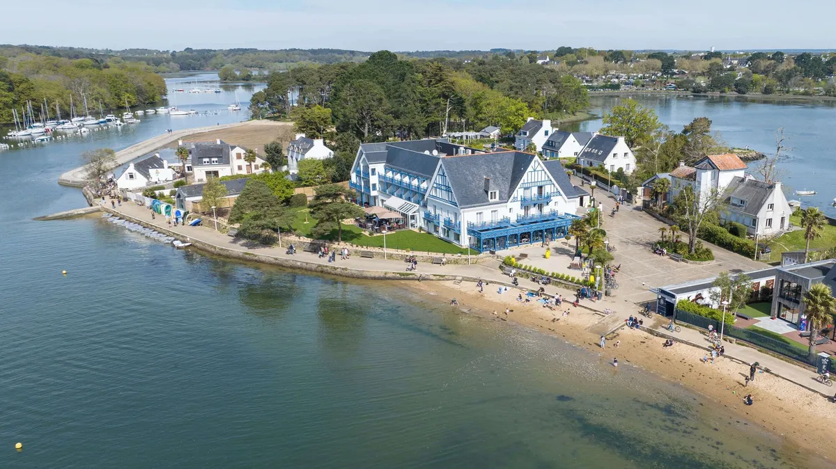 Image of Best Western Plus Le Roof Vannes Bord de Mer