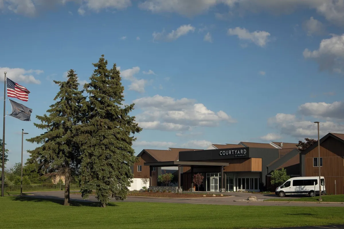 Image of Courtyard by Marriott Lansing