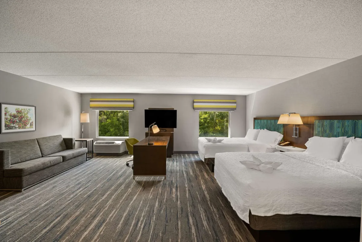 Image of Hampton Inn & Suites Poughkeepsie