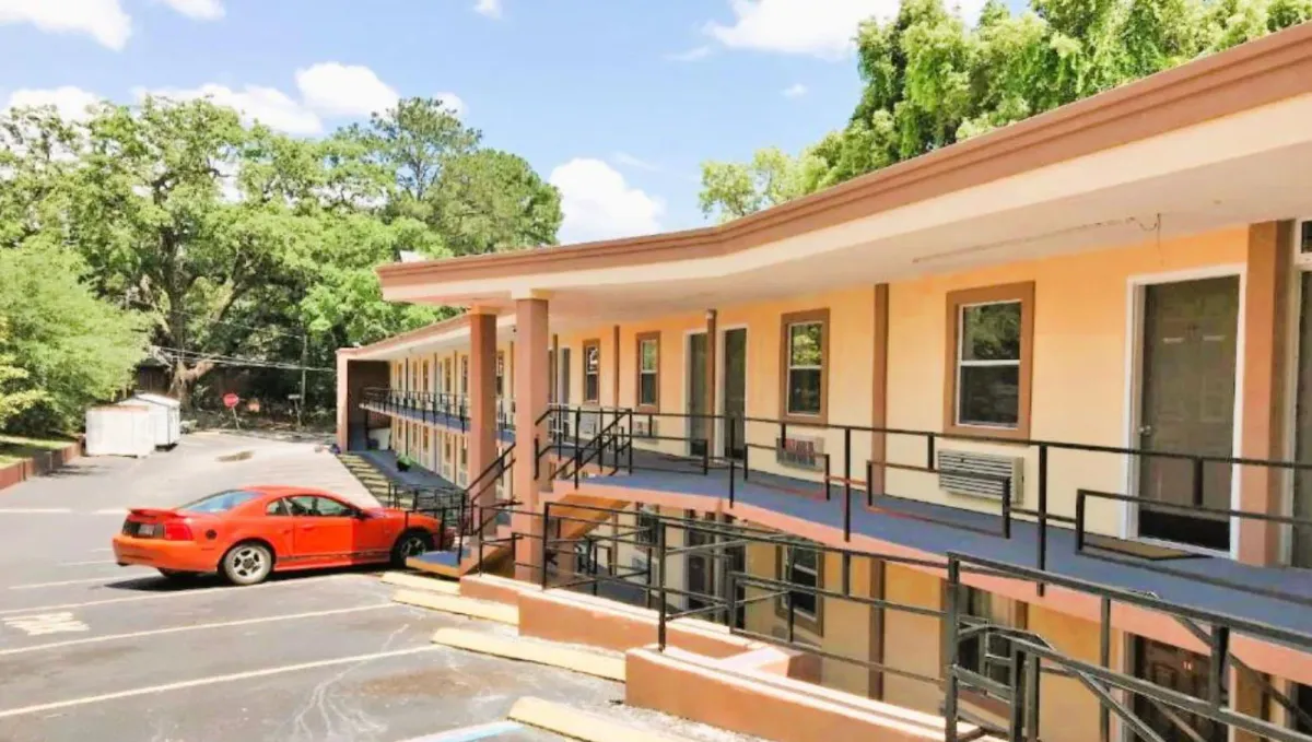 Image of OYO Hotel Tallahassee Downtown