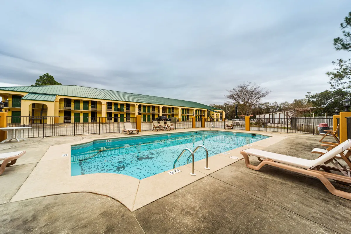 Image of Days Inn by Wyndham Atmore