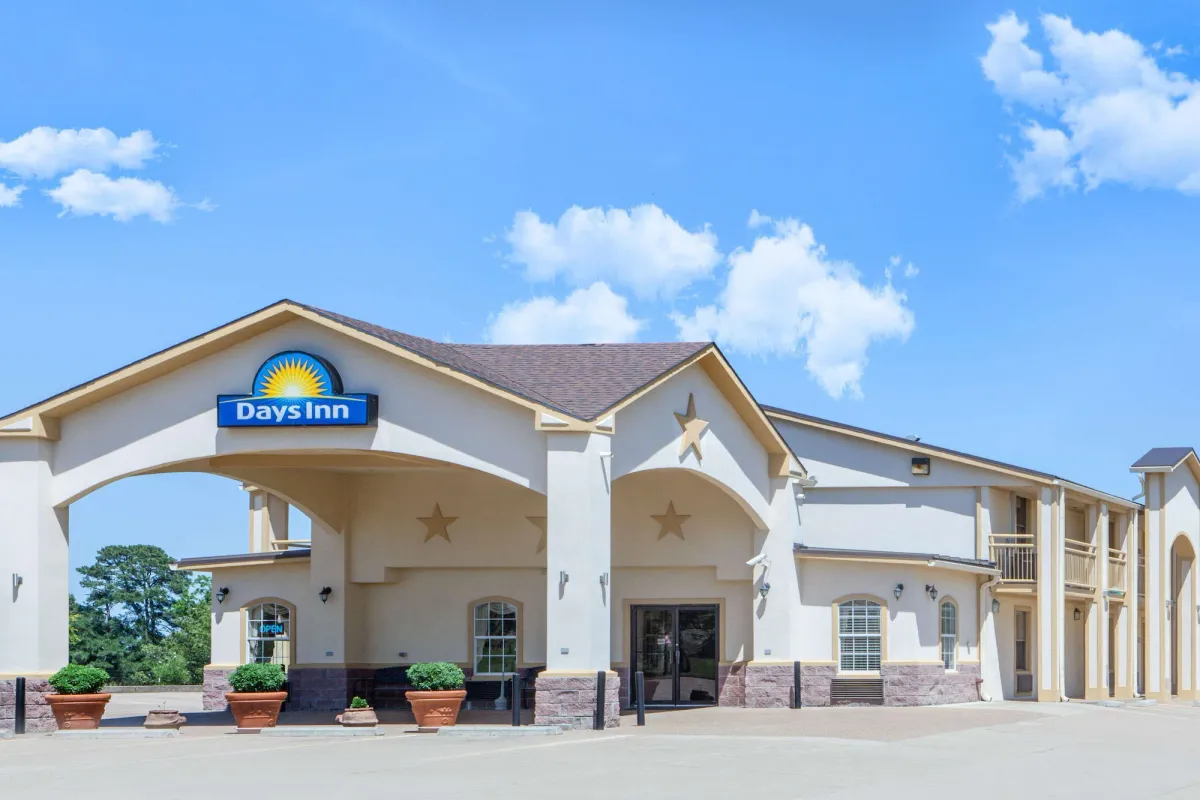 Image of Days Inn by Wyndham Centerville