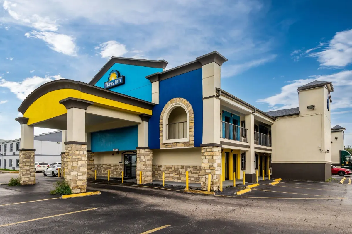Image of Days Inn by Wyndham Houston East