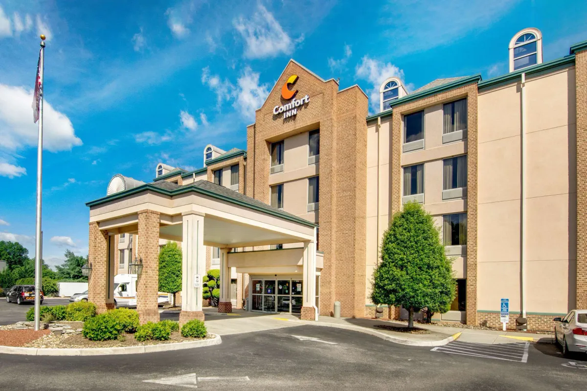 Image of Comfort Inn Airport