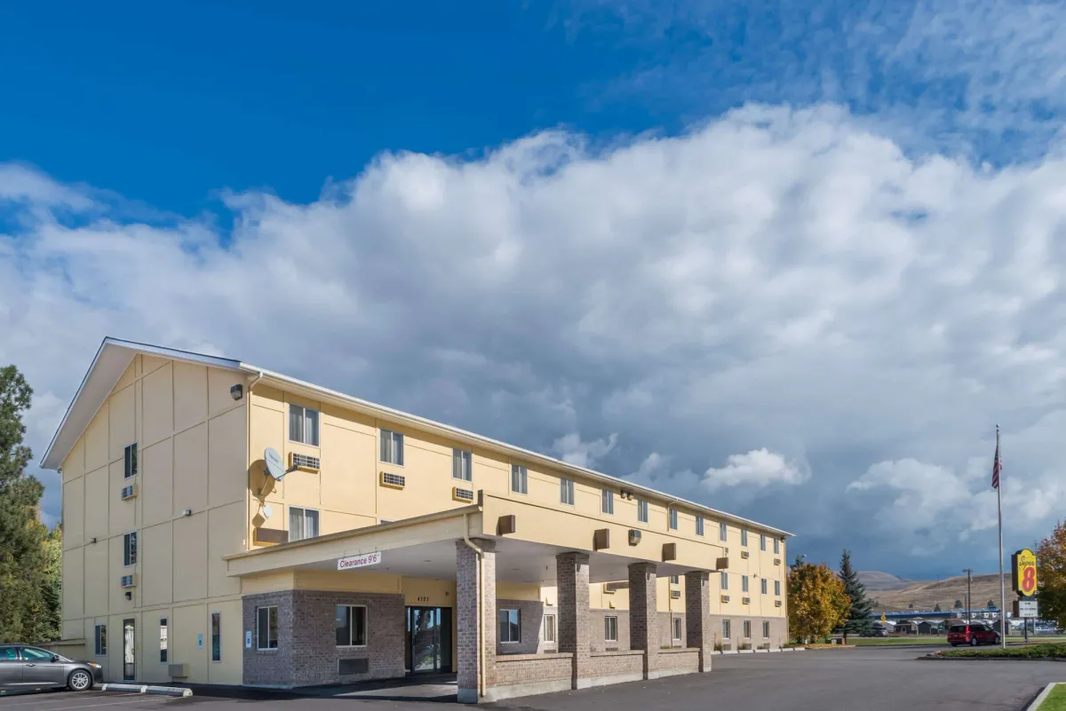 Image of Super 8 by Wyndham Missoula/Reserve St.