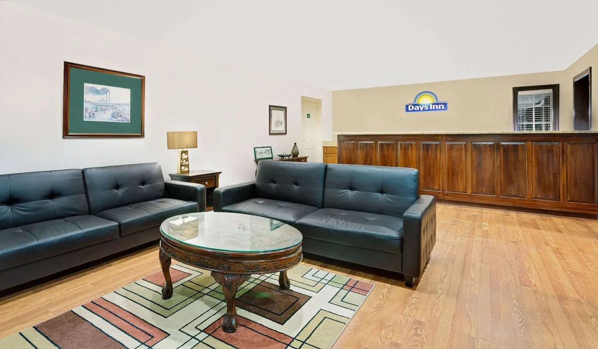 Image of Days Inn by Wyndham Savannah