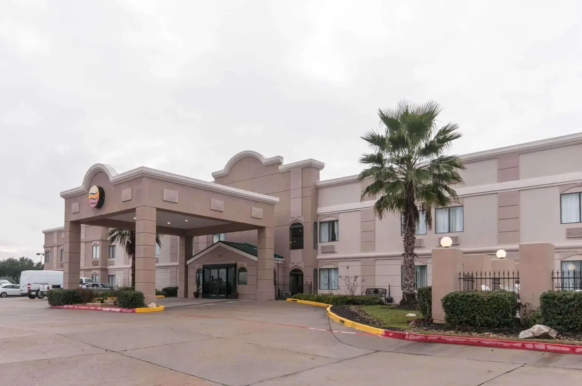 Image of Comfort Inn North Conroe