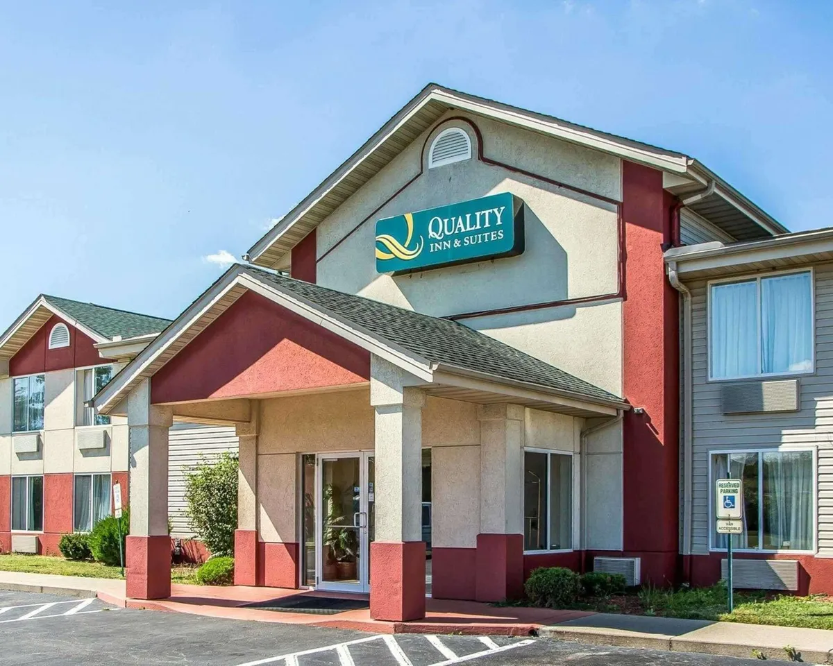 Image of Quality Inn & Suites Middletown - Franklin