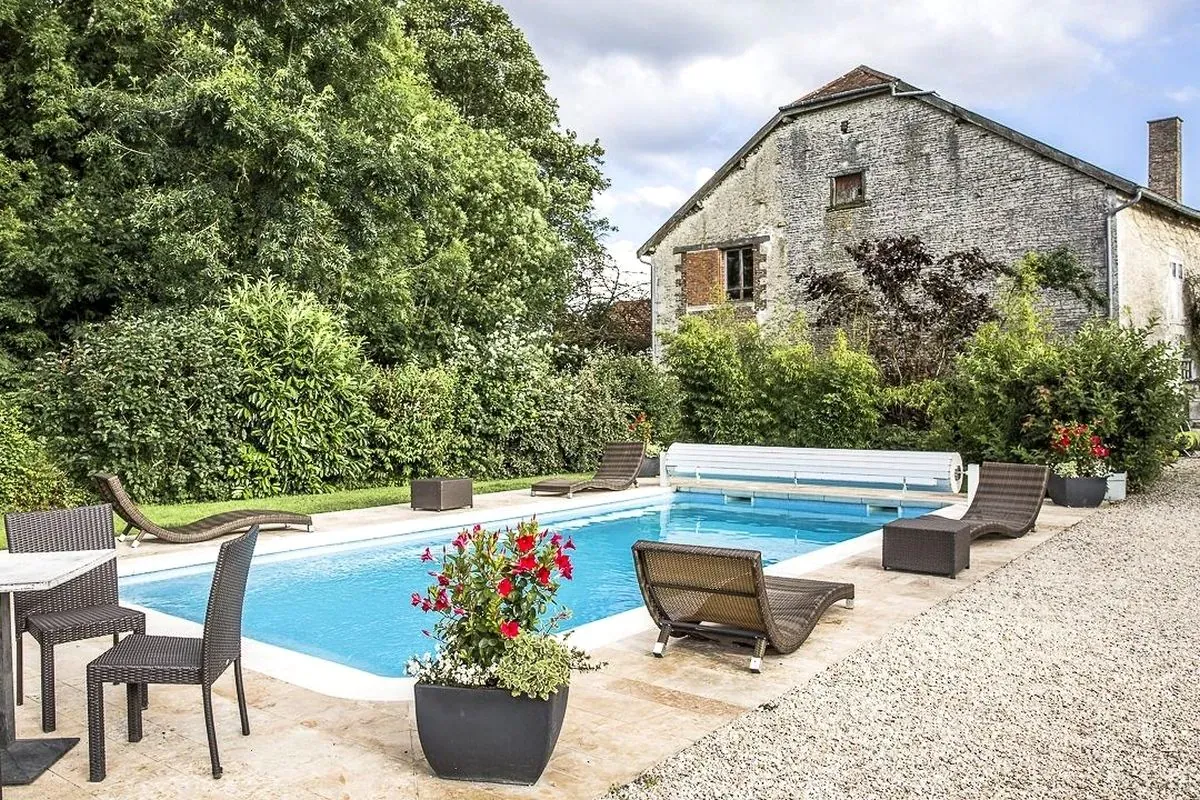 Image of Logis Hotel La Grange Du Relais