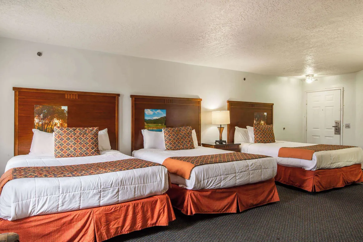 Image of Sandia Peak Inn Old Town ABQ, a Howard Johnson by Wyndham
