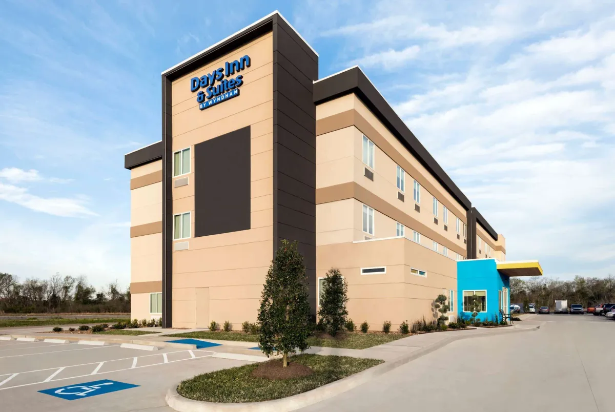 Image of Days Inn by Wyndham Beaumont West I-10 Walden