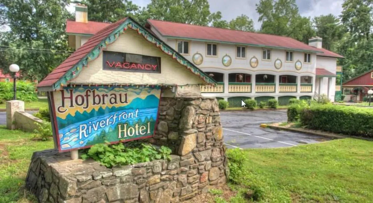 Image of Hofbrau Riverfront Hotel