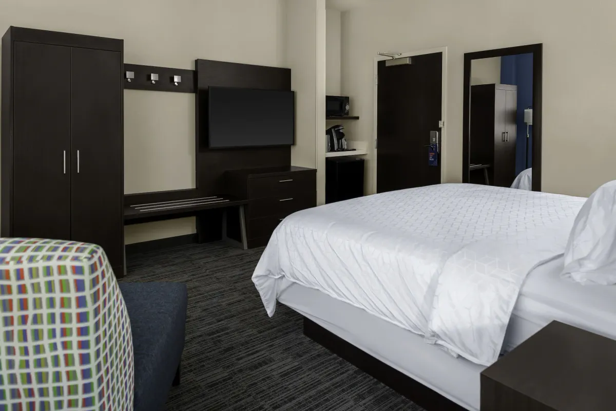 Image of Holiday Inn Express Kansas City Downtown