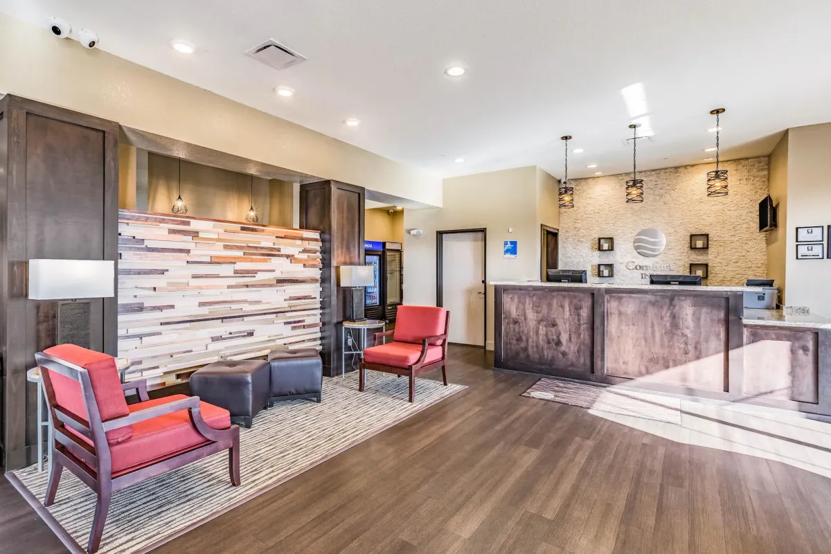 Image of Comfort Inn Altoona-Des Moines