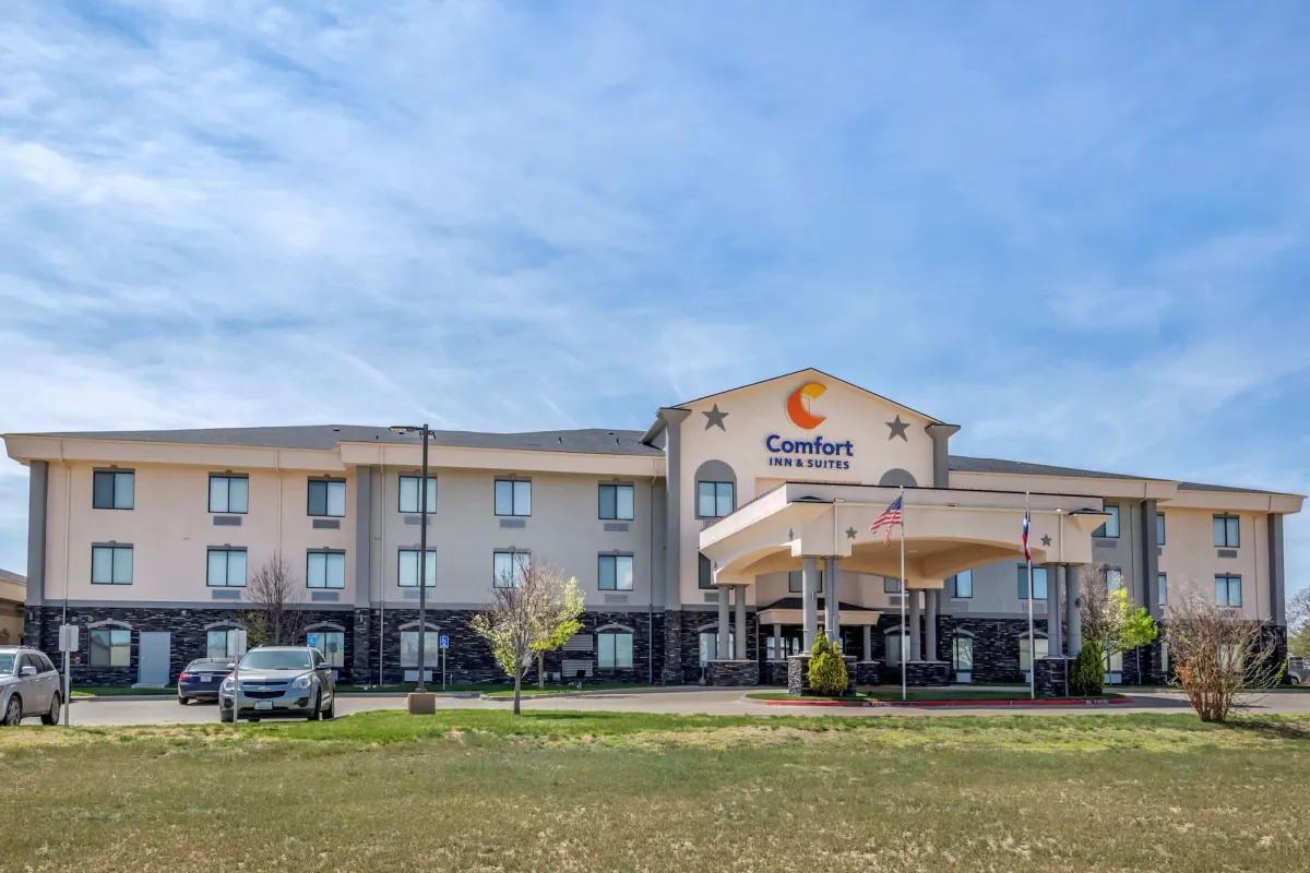 Image of Comfort Inn & Suites Lubbock
