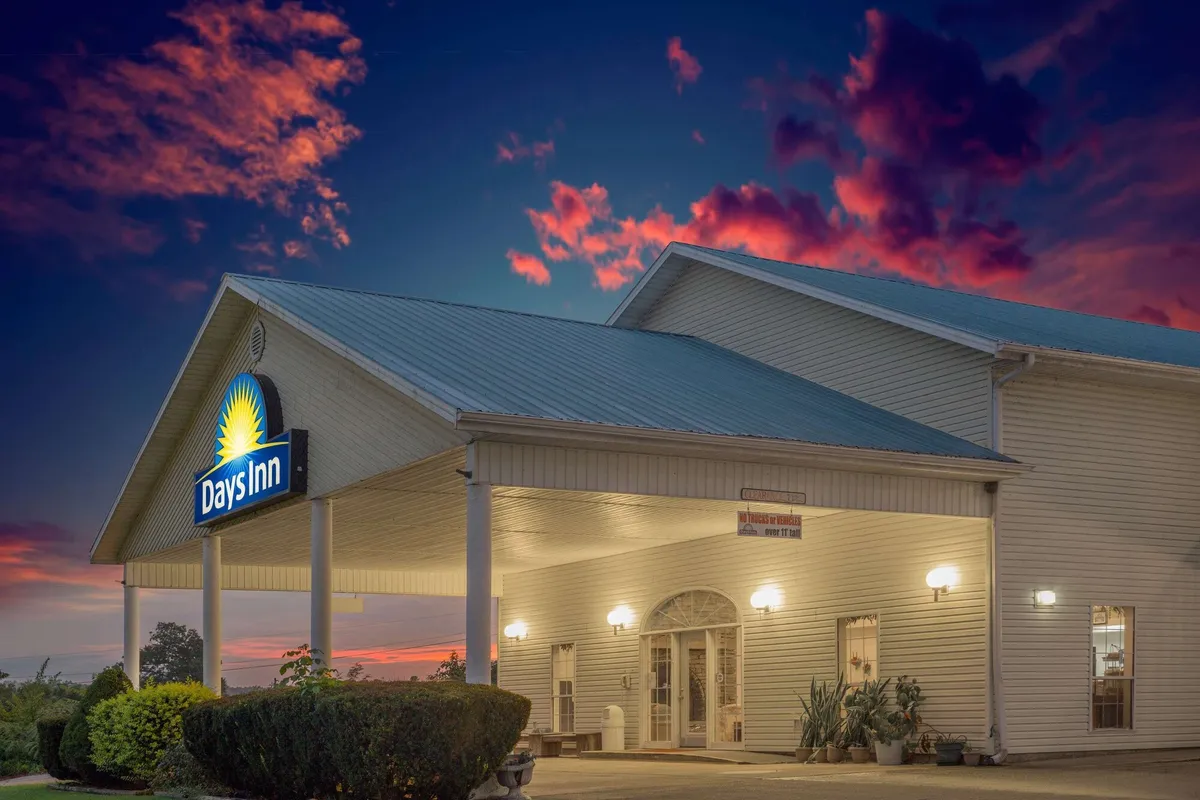 Image of Days Inn by Wyndham Hardy
