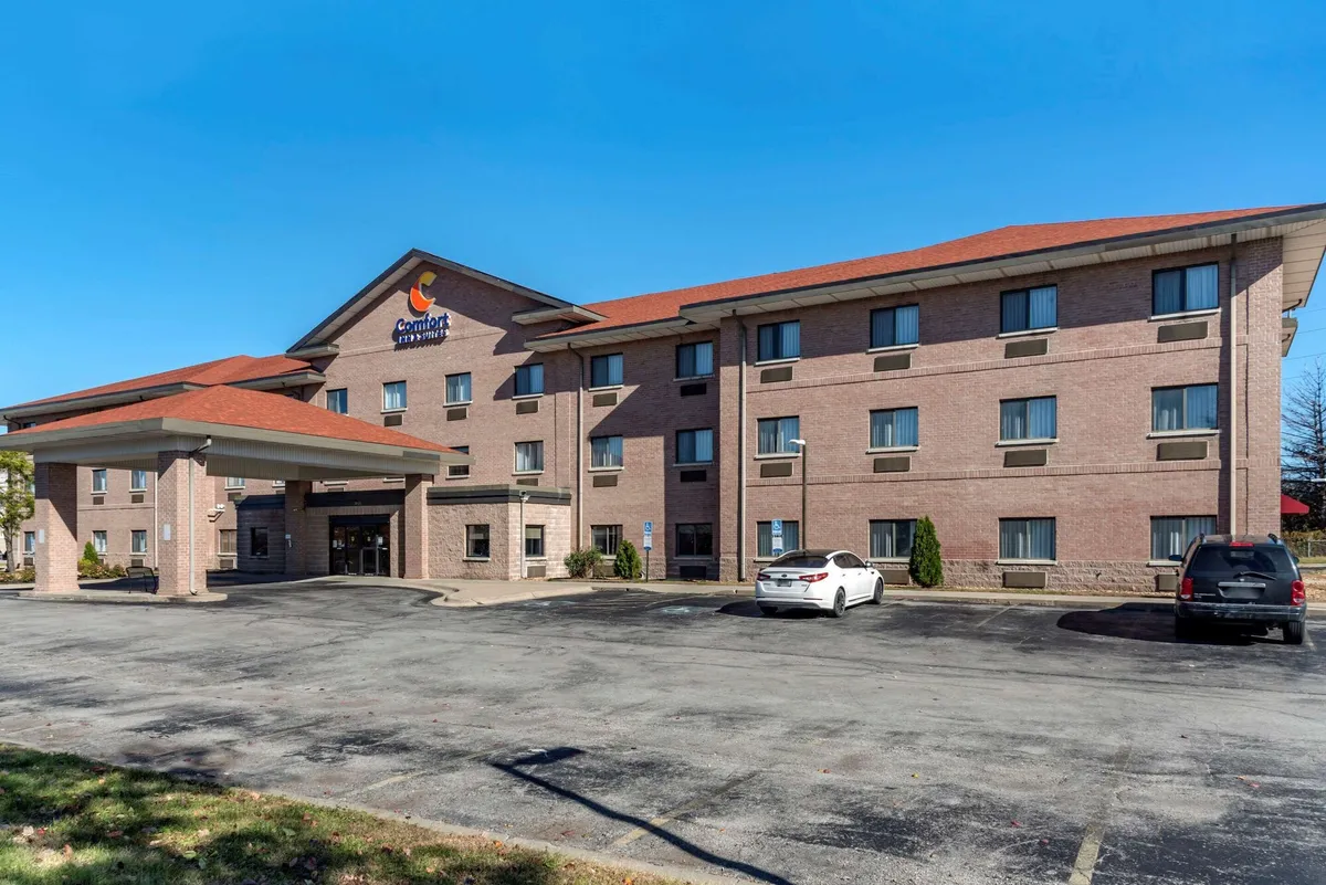 Image of Comfort Inn & Suites Lees Summit - Kansas City