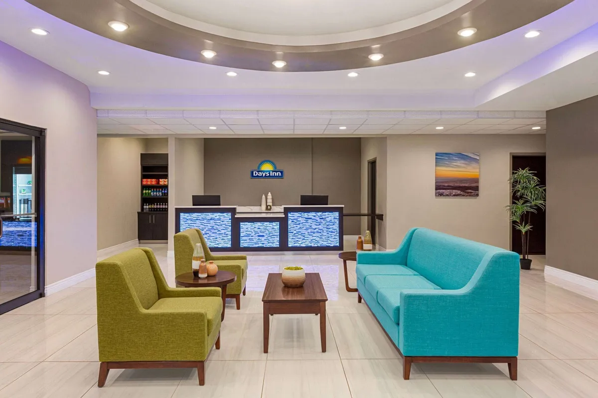 Image of Days Inn & Suites by Wyndham Greater Tomball