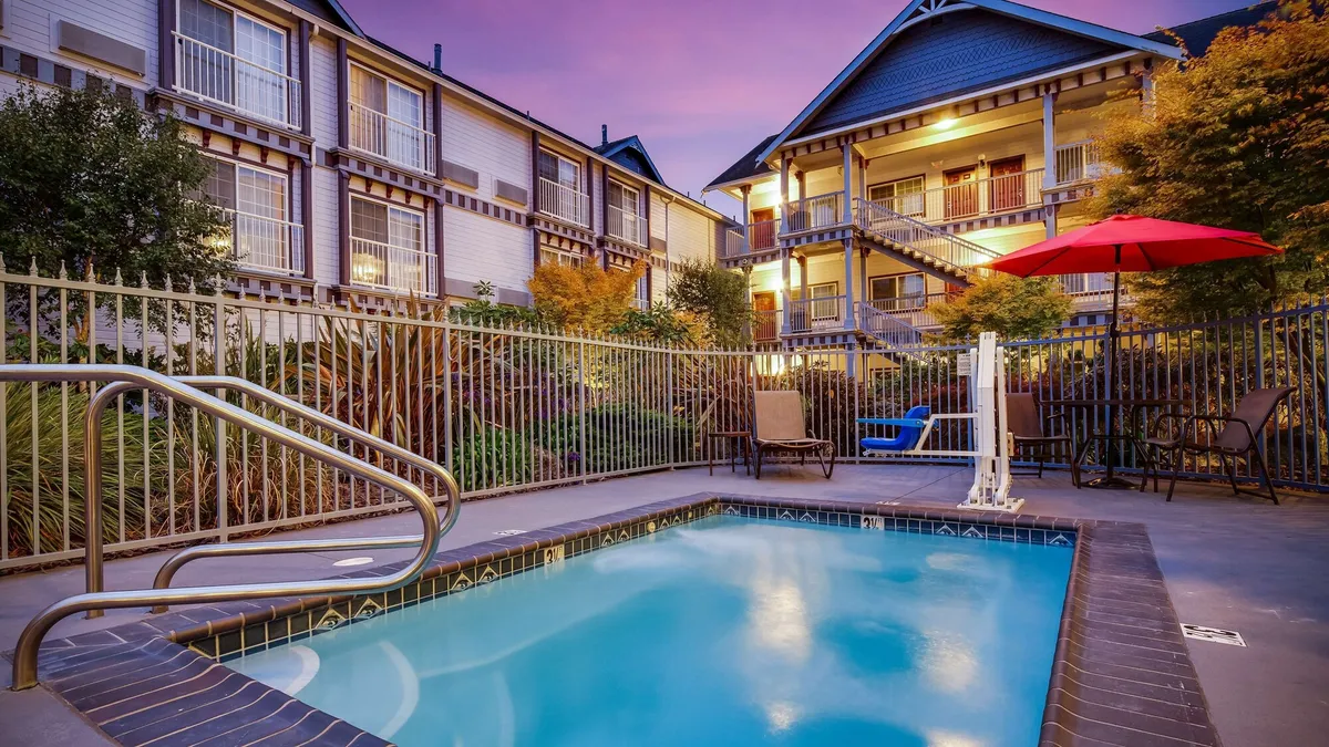 Image of Best Western Plus Bayshore Inn