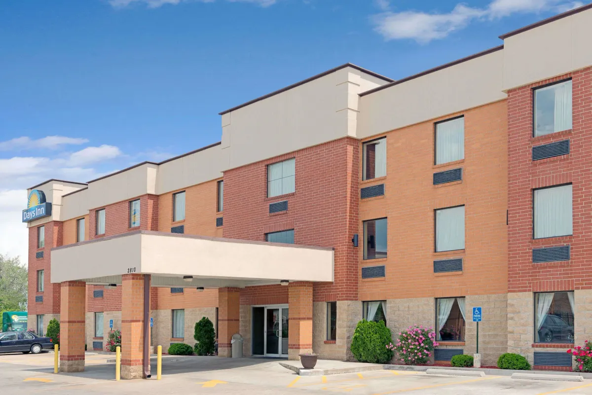 Image of Days Inn by Wyndham Downtown St. Louis