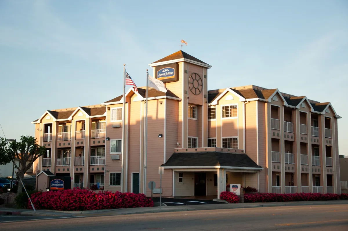 Image of Howard Johnson by Wyndham Salinas
