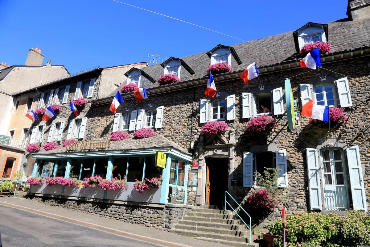 Image of Logis L'Ecu De France