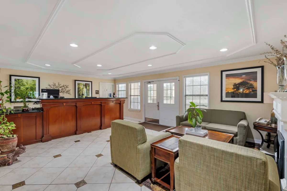 Image of Best Western Pineywoods Inn