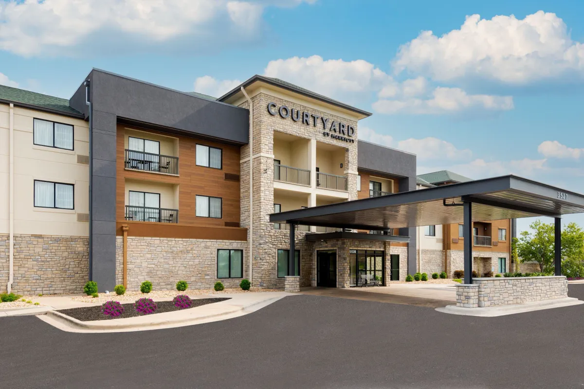 Image of Courtyard by Marriott Springfield Airport