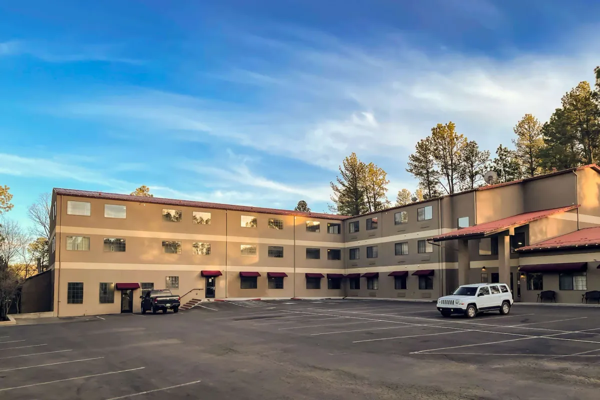 Image of Comfort Inn & Suites Midtown