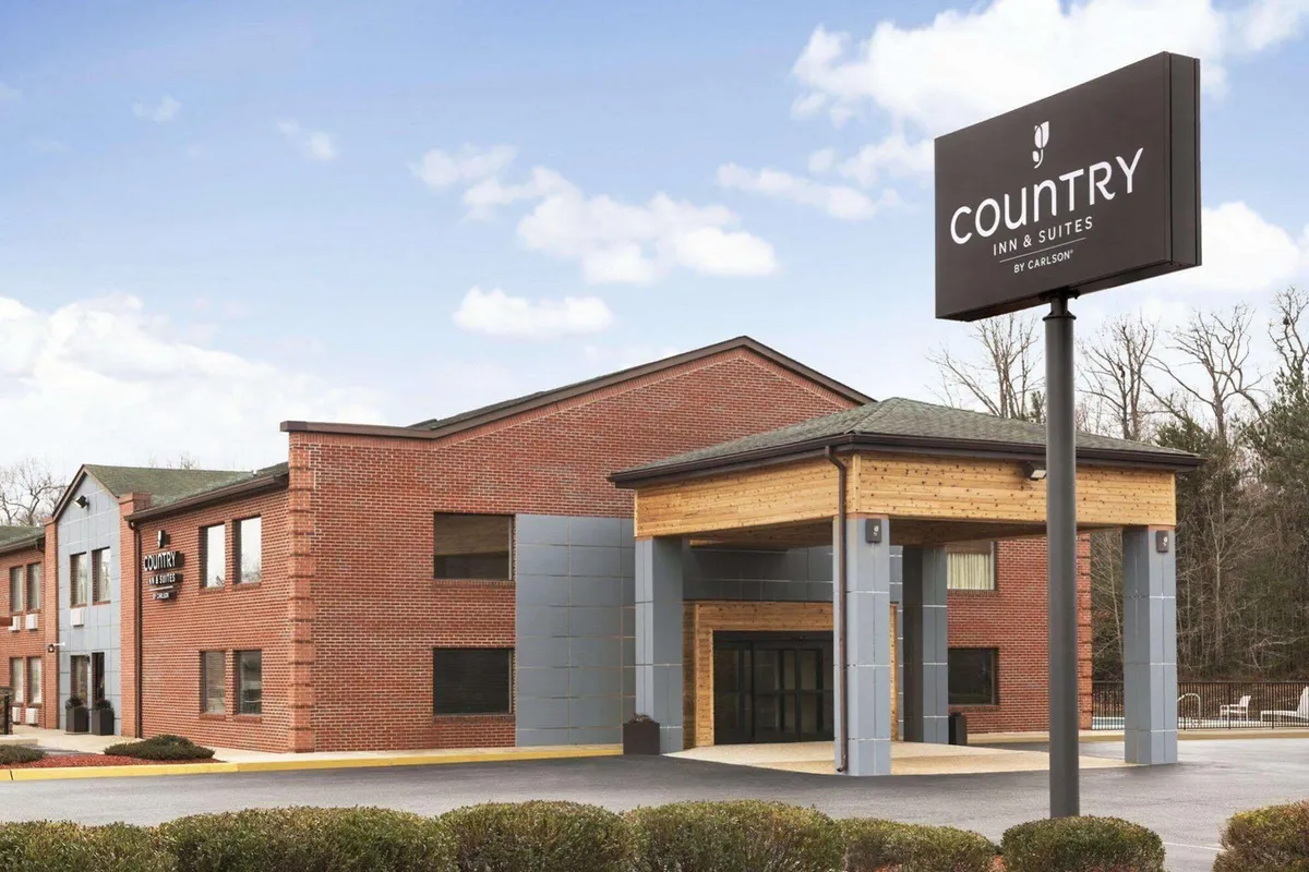 Image of Country Inn & Suites by Radisson, Dahlgren-King George, VA