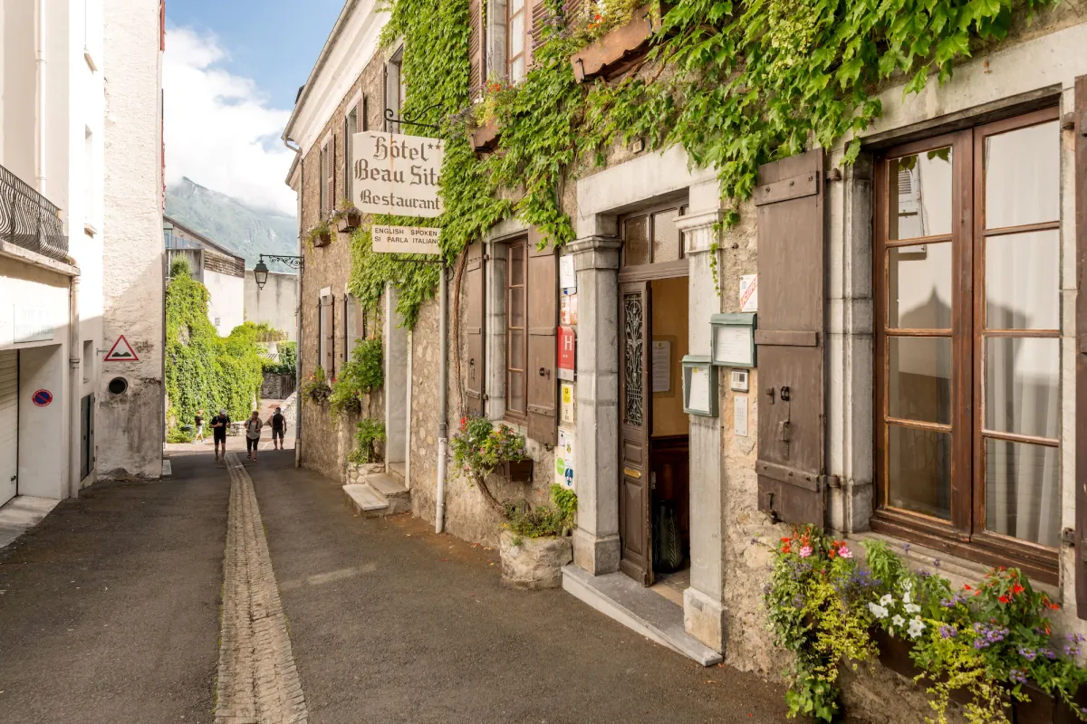 Image of Logis Hôtel Beau Site