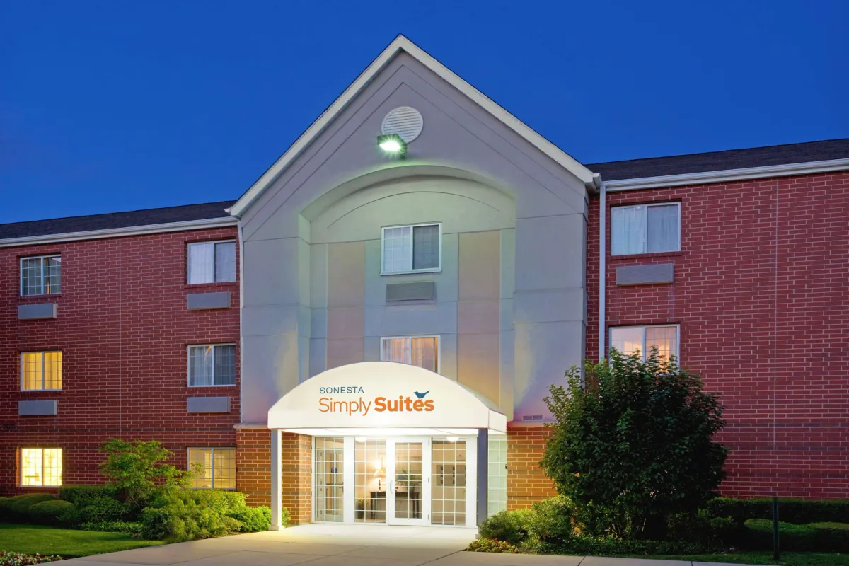 Image of Sonesta Simply Suites Chicago Naperville
